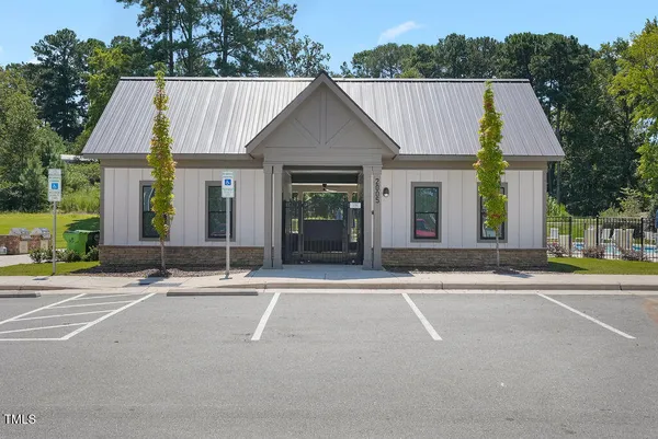 $2,550 | 2075 Eva Pearl Drive, Apex, NC 27502