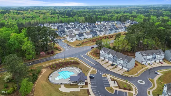 $2,550 | 2075 Eva Pearl Drive, Apex, NC 27502