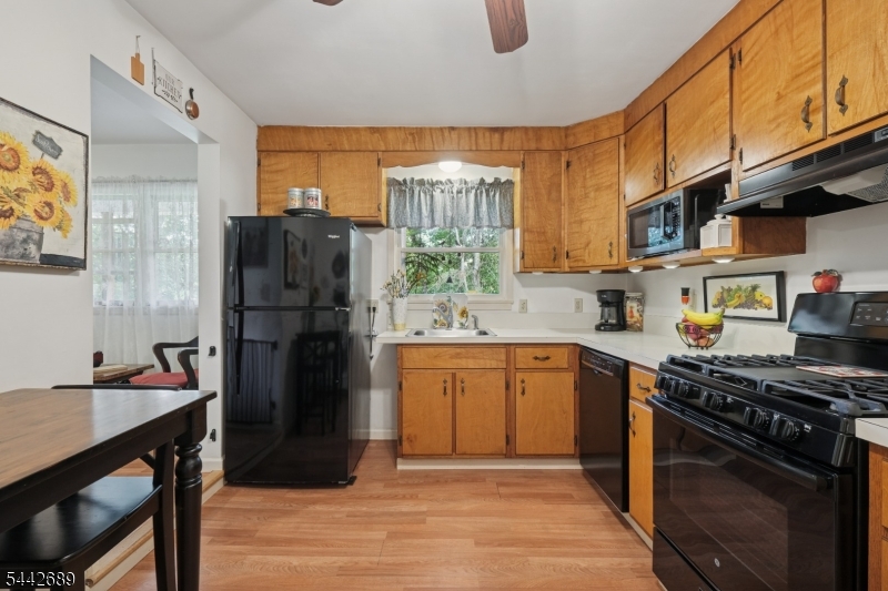 158 Maple Street New Providence, NJ 07974 - Photo 20 of 42