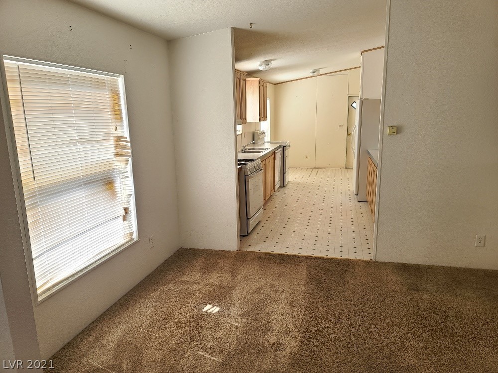 3760 West Dyer Road Pahrump, NV 89048 - Photo 3 of 22 Gallery Image 3