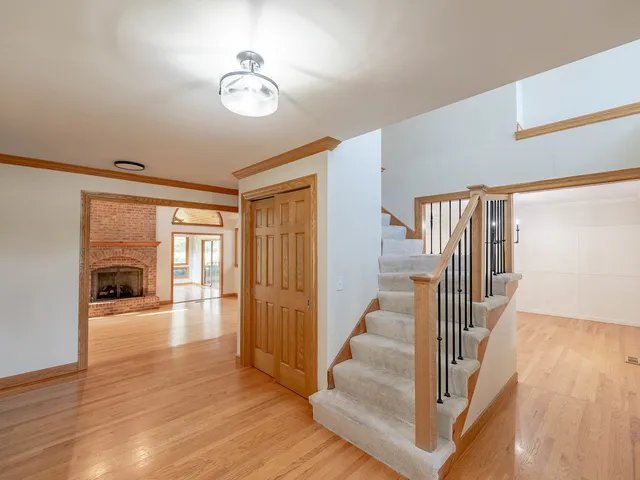 $684,900 | 441 Country Lane, Crystal Lake, IL 60012