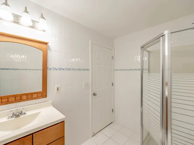 $684,900 | 441 Country Lane, Crystal Lake, IL 60012