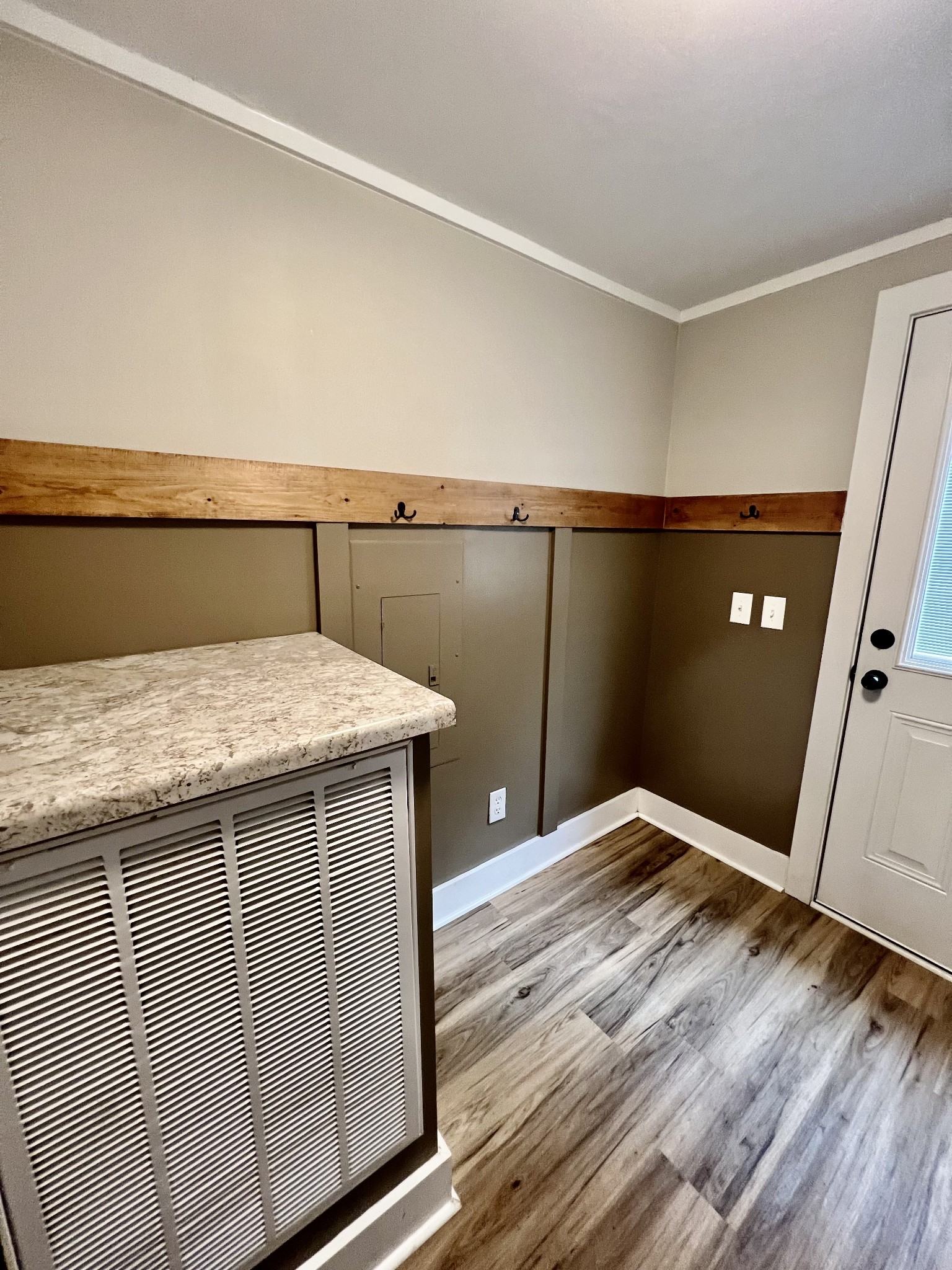 114 Barber Road Unionville, TN 37180 - Photo 29 of 36 a view of kitchen and utility room