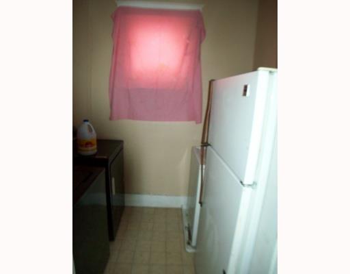 905 Robinson Street McKees Rocks, PA 15136 - Photo 6 of 13 Exterior Front. Main floor laundry, how sweet is that!?