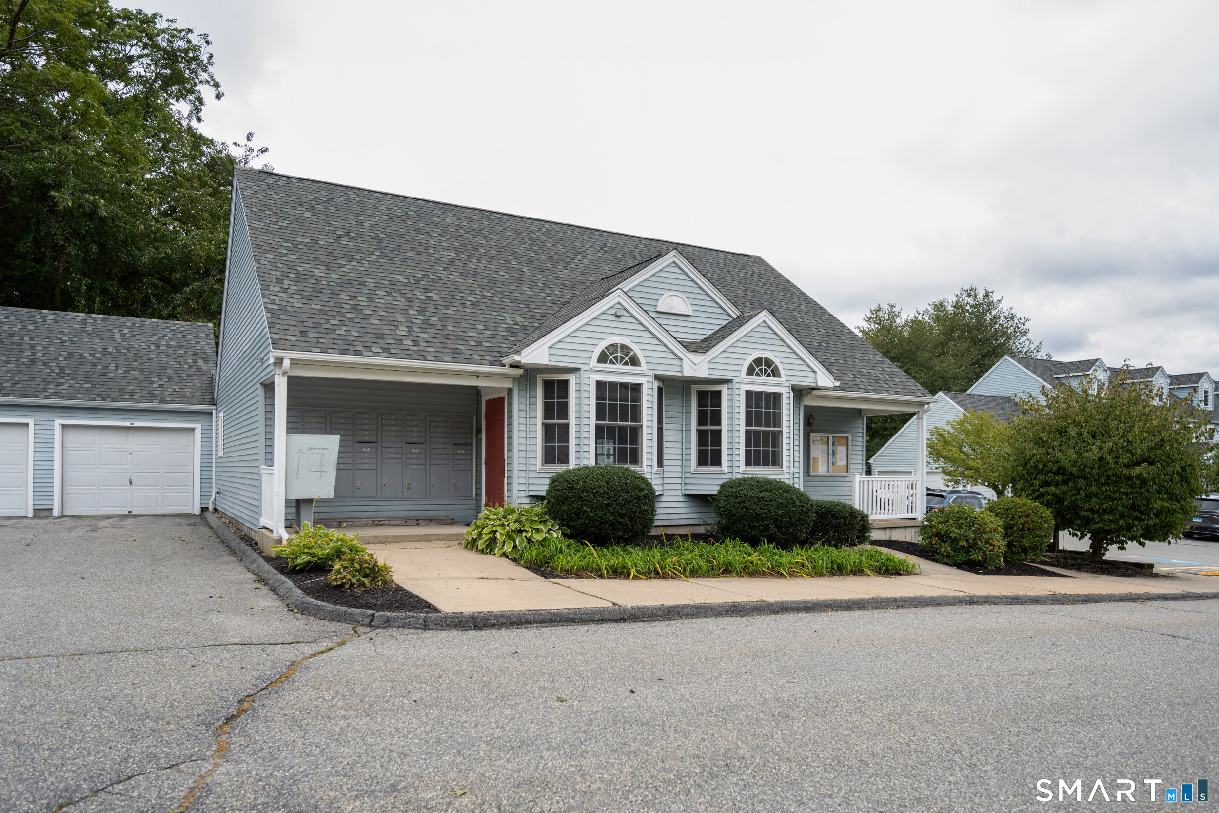 372 Meridian St Extension, Unit 54 Groton, CT 06340 - Photo 31 of 35 Community club house