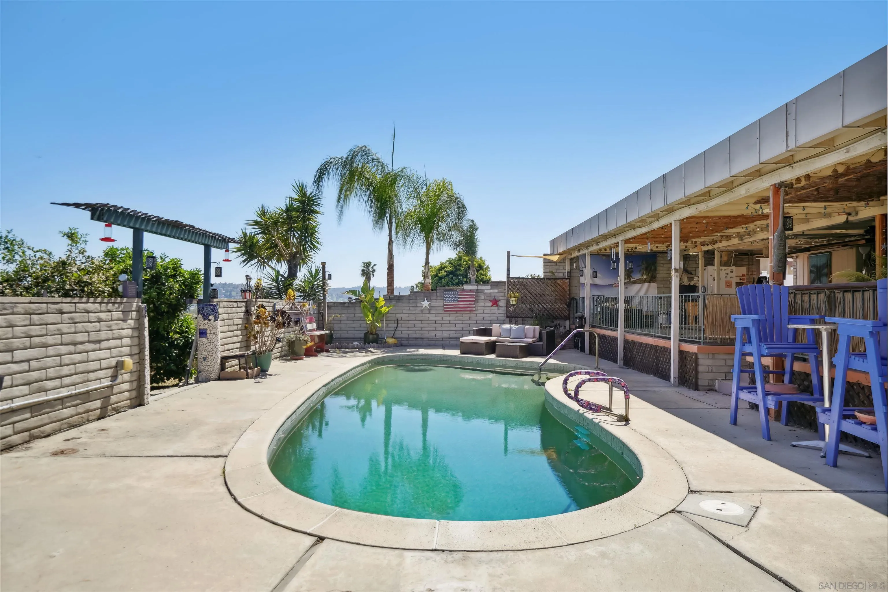 9537 East Hartland Circle Santee, CA 92071 - Photo 4 of 42 a view of outdoor sitting space