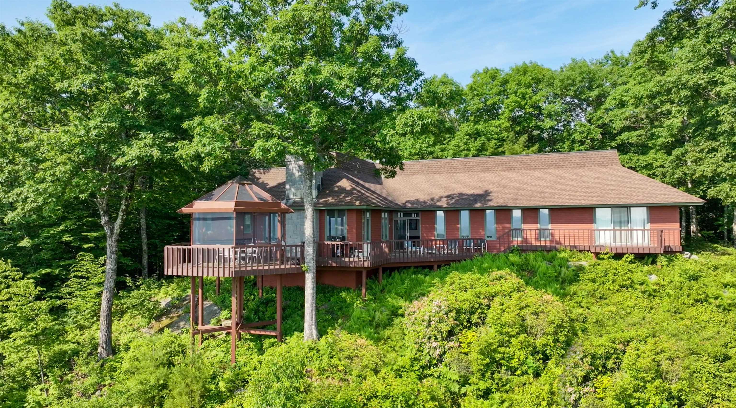 89 Oakledge Road Sunapee, NH 03782 - Photo 1 of 40 Gallery Image 1