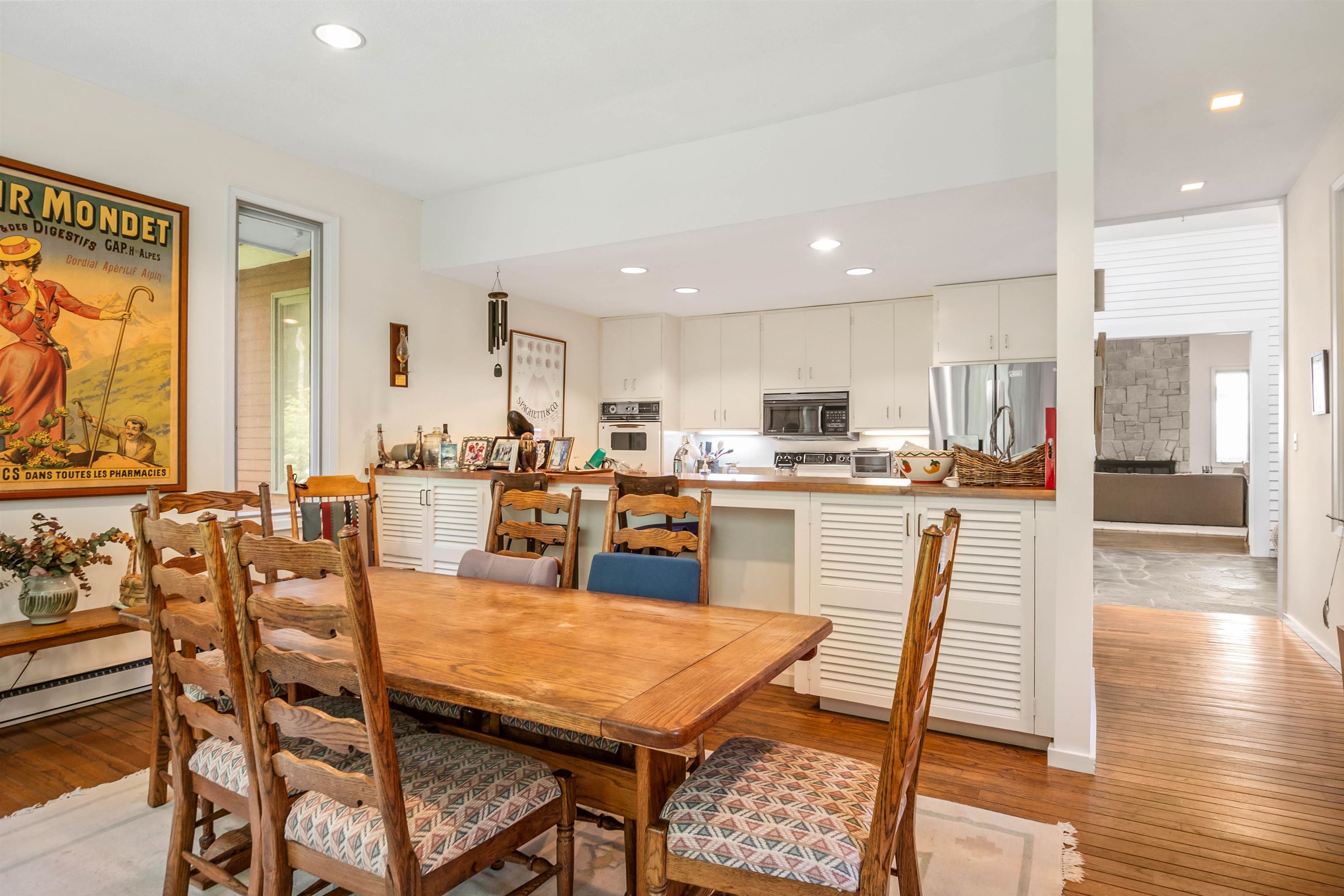89 Oakledge Road Sunapee, NH 03782 - Photo 6 of 40 Gallery Image 6