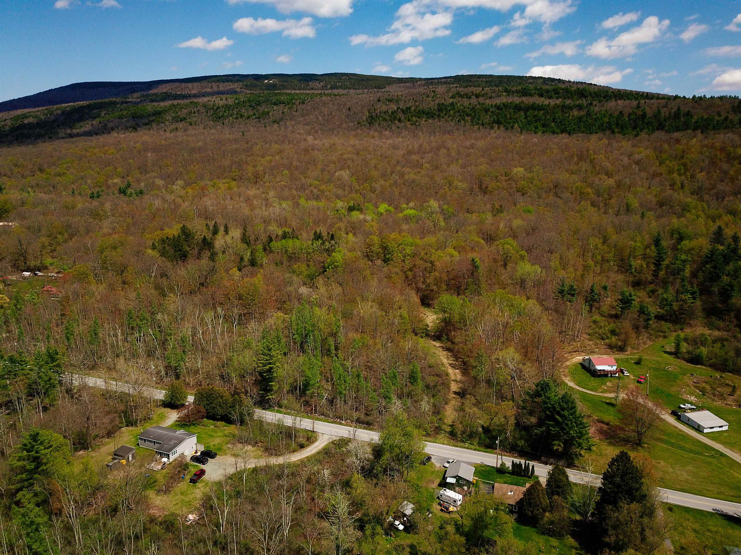 1073 Chapel Road Bennington, VT 05201 - Photo 16 of 60 Gallery Image 16