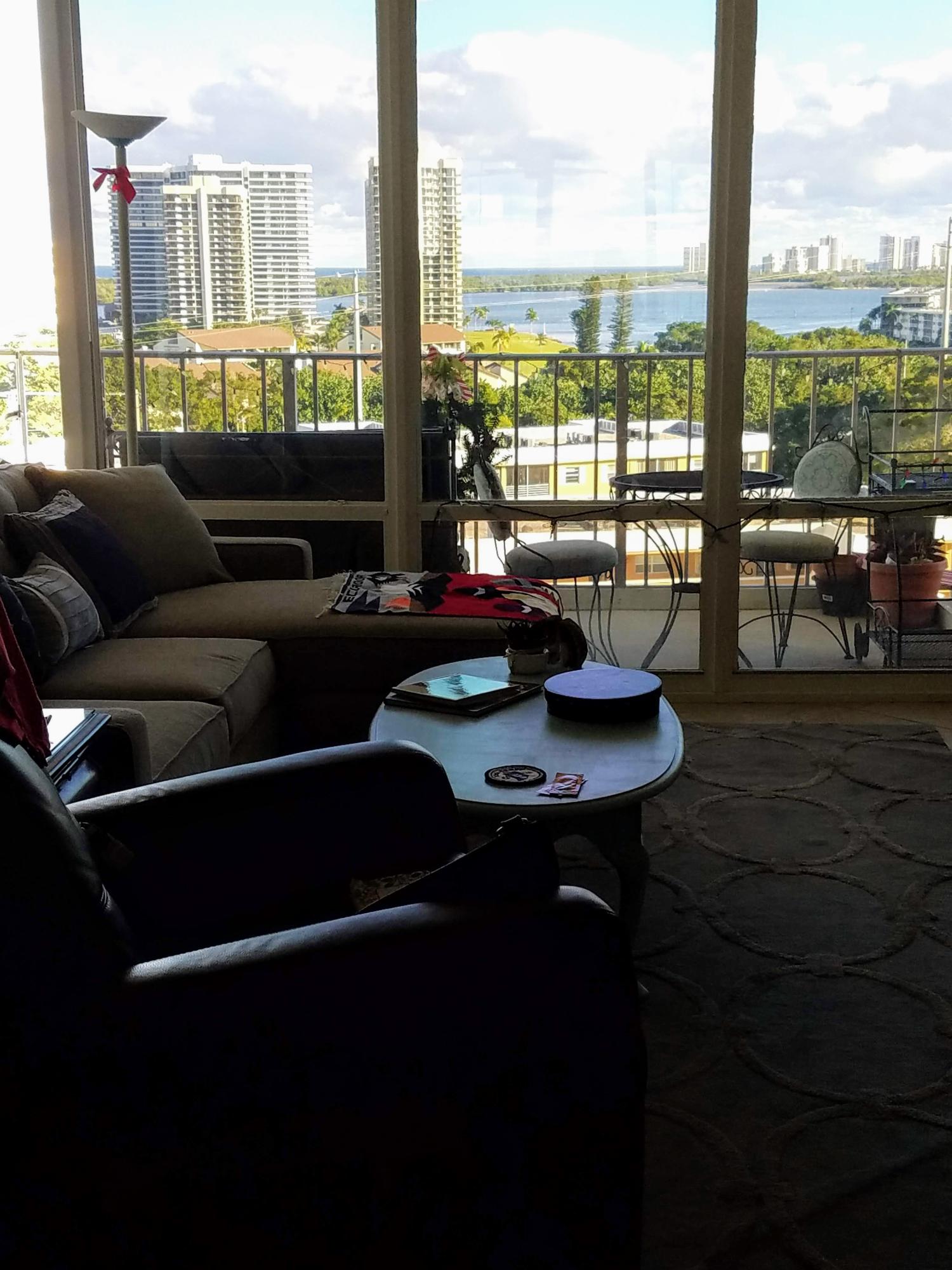 336 Golfview Road, Unit 1105 North Palm Beach, FL 33408 - Photo 11 of 12 Living Rm View