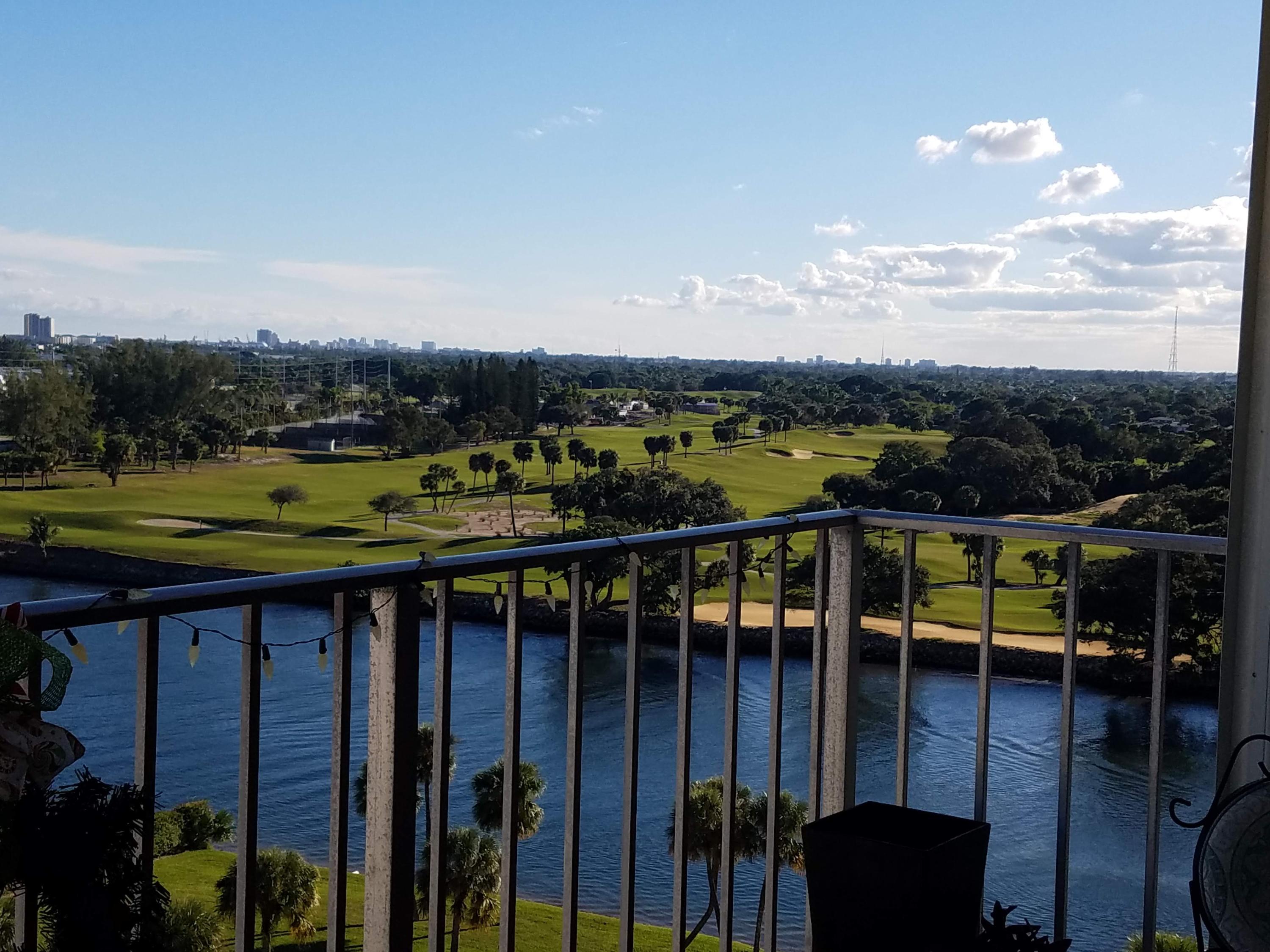 336 Golfview Road, Unit 1105 North Palm Beach, FL 33408 - Photo 2 of 12 Golf courseview