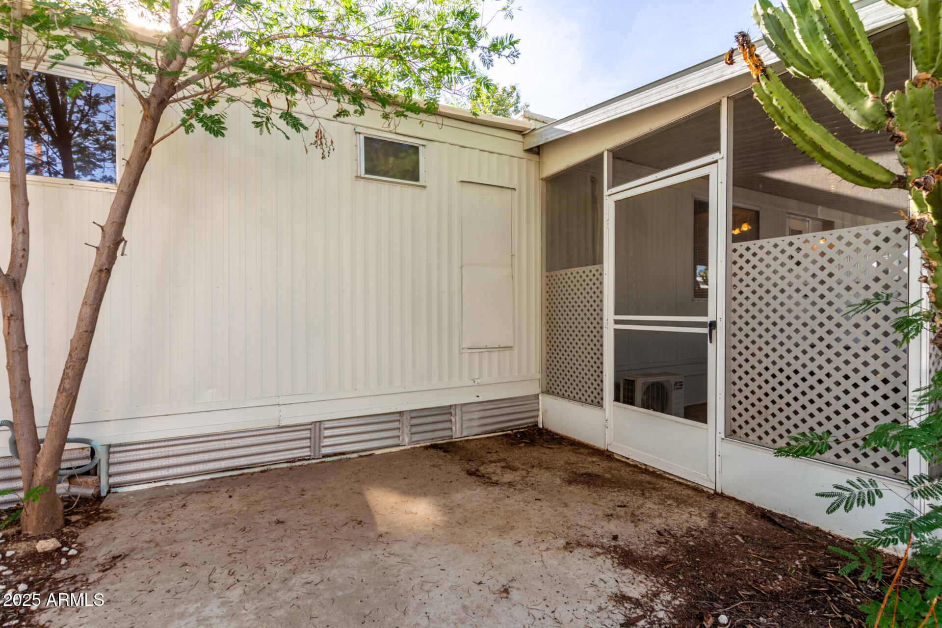 10401 North Cave Creek Road, Unit 37 Phoenix, AZ 85020 - Photo 18 of 26 26 Cave Creek 37