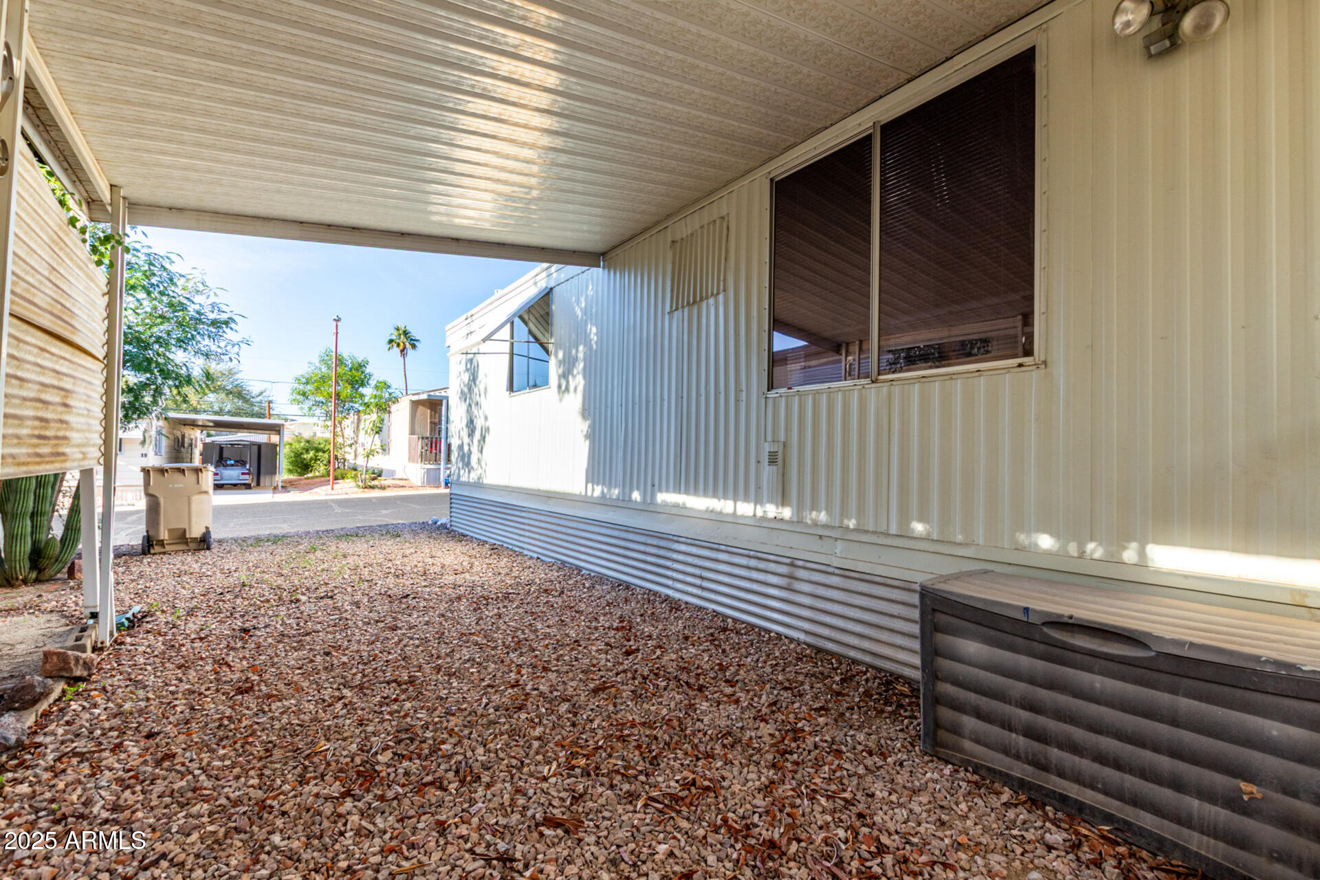 10401 North Cave Creek Road, Unit 37 Phoenix, AZ 85020 - Photo 21 of 26 29 Cave Creek 37