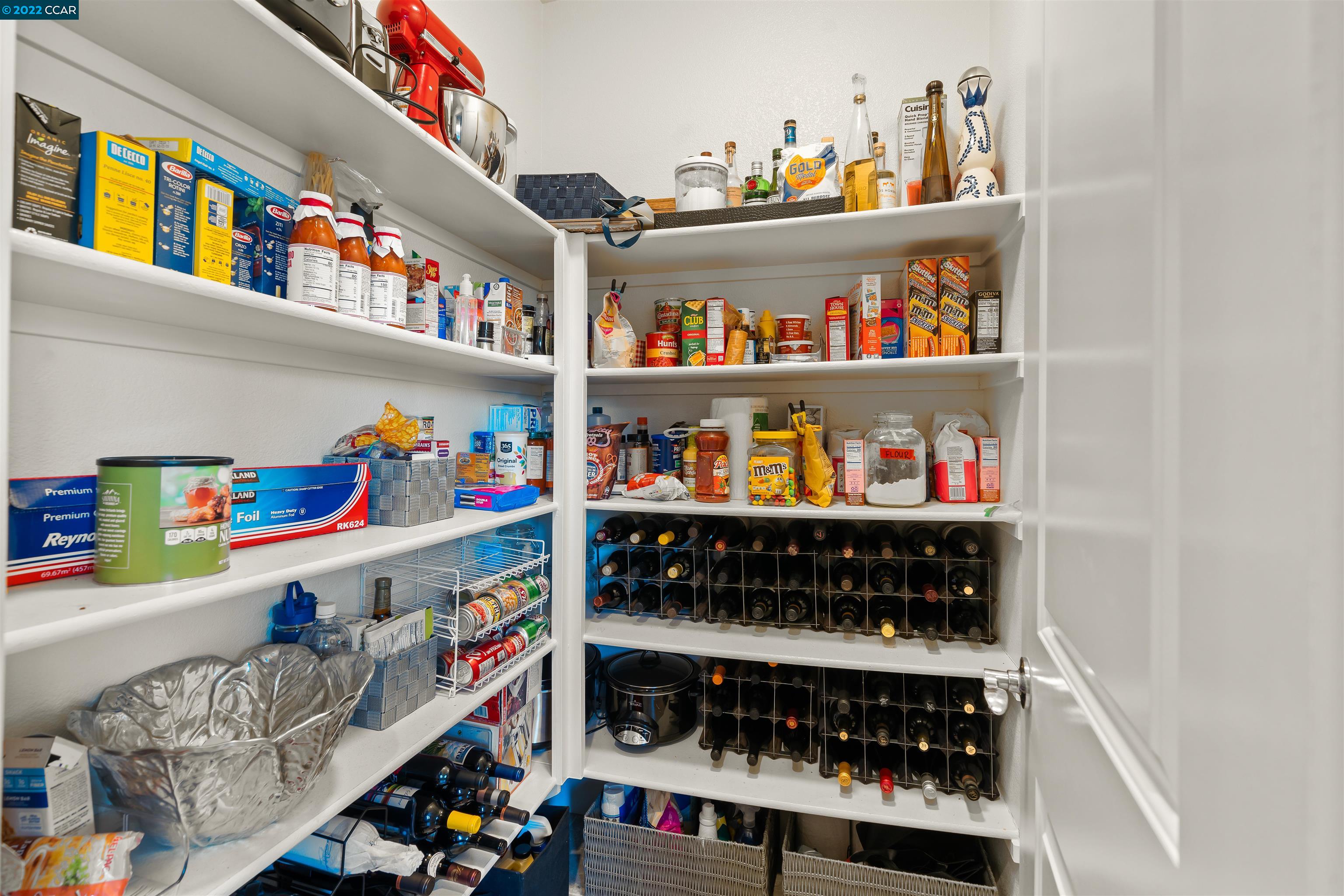 2468 Flag Stop Way Tracy, CA 95377 - Photo 12 of 36