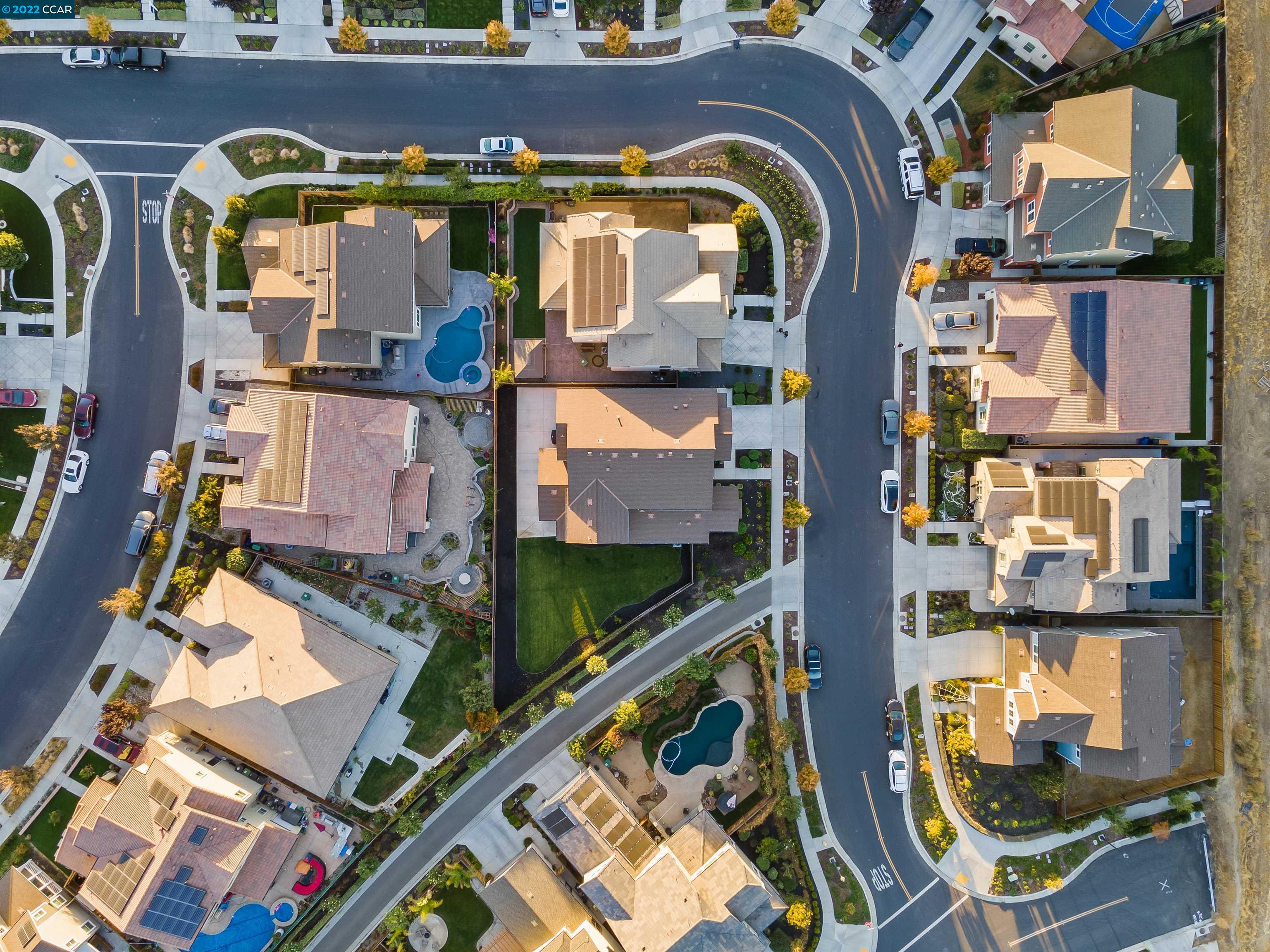 2468 Flag Stop Way Tracy, CA 95377 - Photo 32 of 36