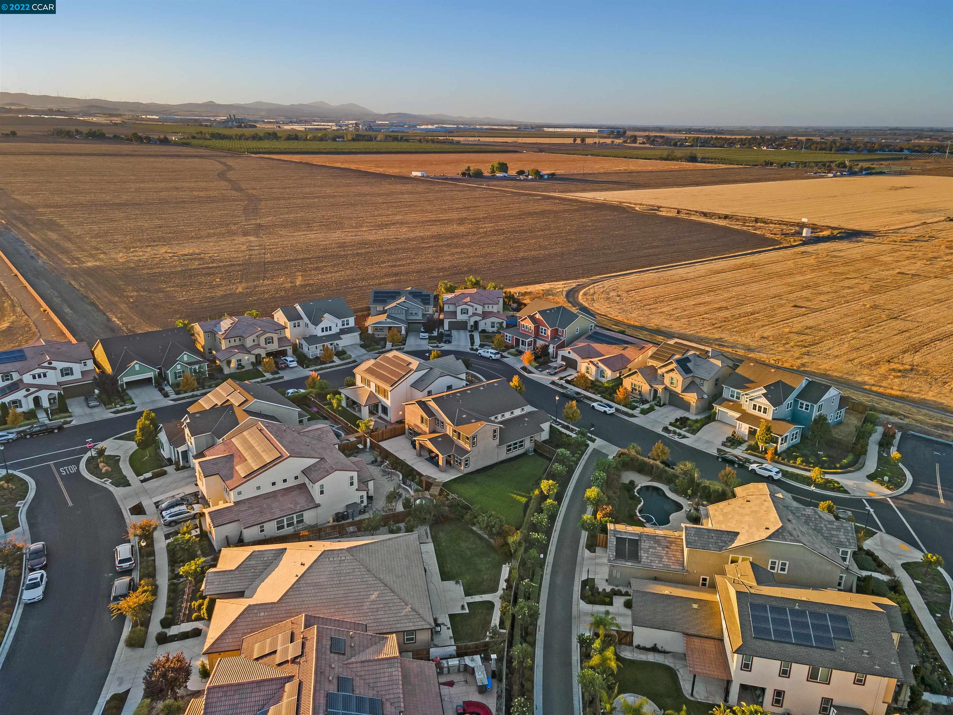 2468 Flag Stop Way Tracy, CA 95377 - Photo 34 of 36