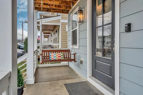 $585,000 | 517 A Eastboro Drive, Nashville, TN 37209