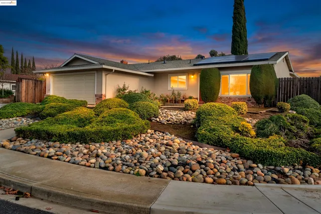 $575,000 | 1909 Oakridge Lane, Pittsburg, CA 94565