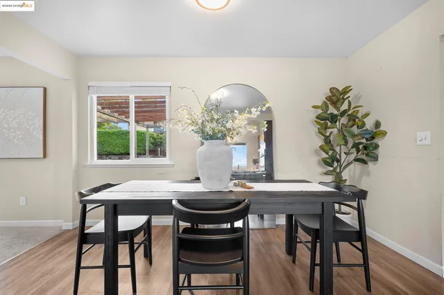 $575,000 | 1909 Oakridge Lane, Pittsburg, CA 94565