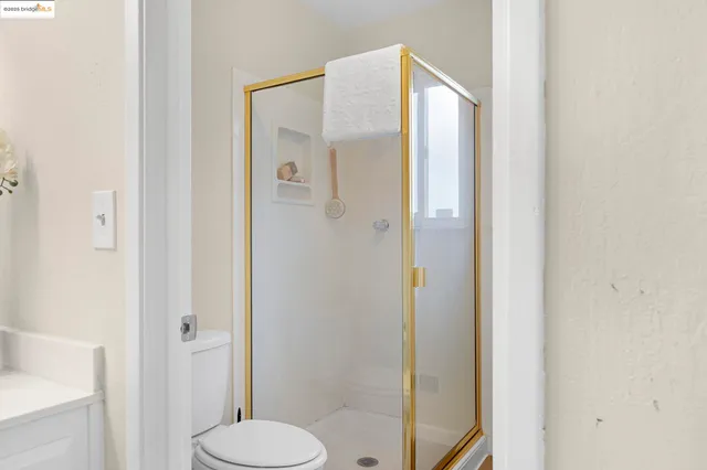 $575,000 | 1909 Oakridge Lane, Pittsburg, CA 94565