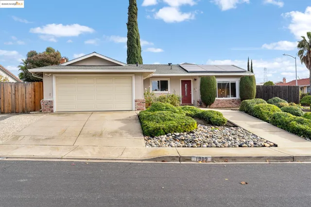 $575,000 | 1909 Oakridge Lane, Pittsburg, CA 94565