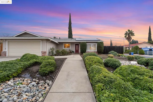 $575,000 | 1909 Oakridge Lane, Pittsburg, CA 94565