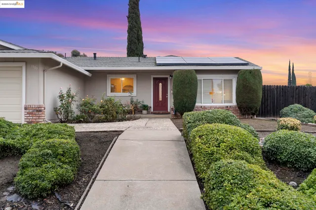 $575,000 | 1909 Oakridge Lane, Pittsburg, CA 94565