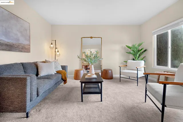 $575,000 | 1909 Oakridge Lane, Pittsburg, CA 94565