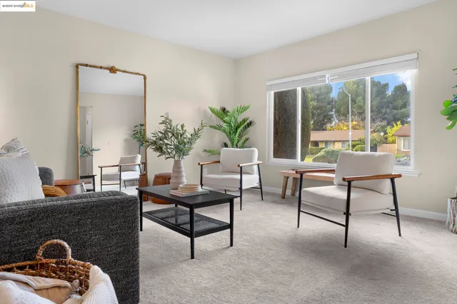 $575,000 | 1909 Oakridge Lane, Pittsburg, CA 94565