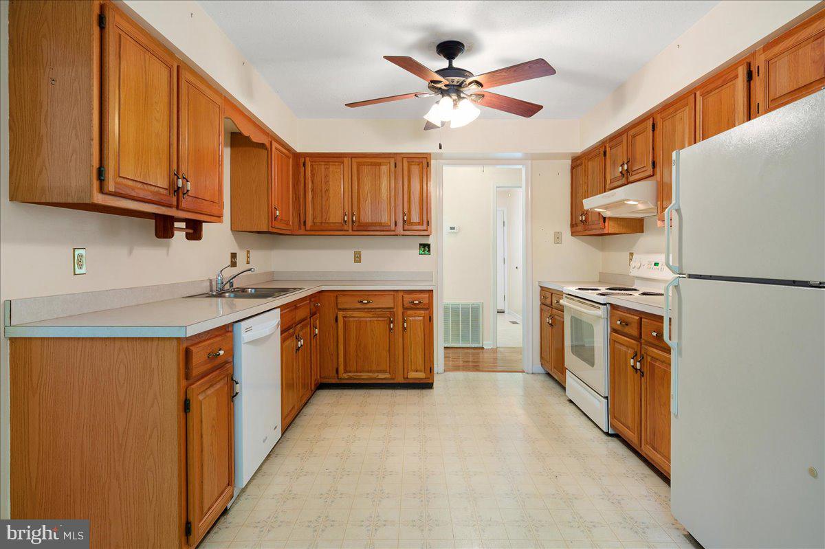 6 Gloucester Road Ocean Pines, MD 21811 - Photo 14 of 41 Gallery Image 14