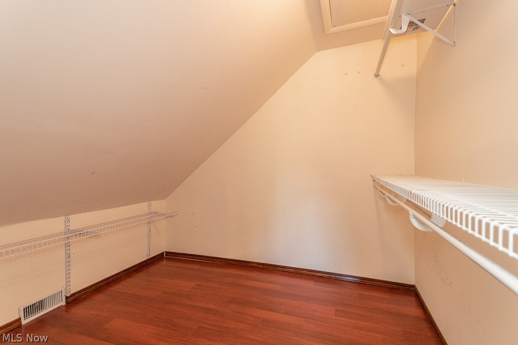 4996 Emmet Road Cleveland, OH 44124 - Photo 23 of 34 Gallery Image 23