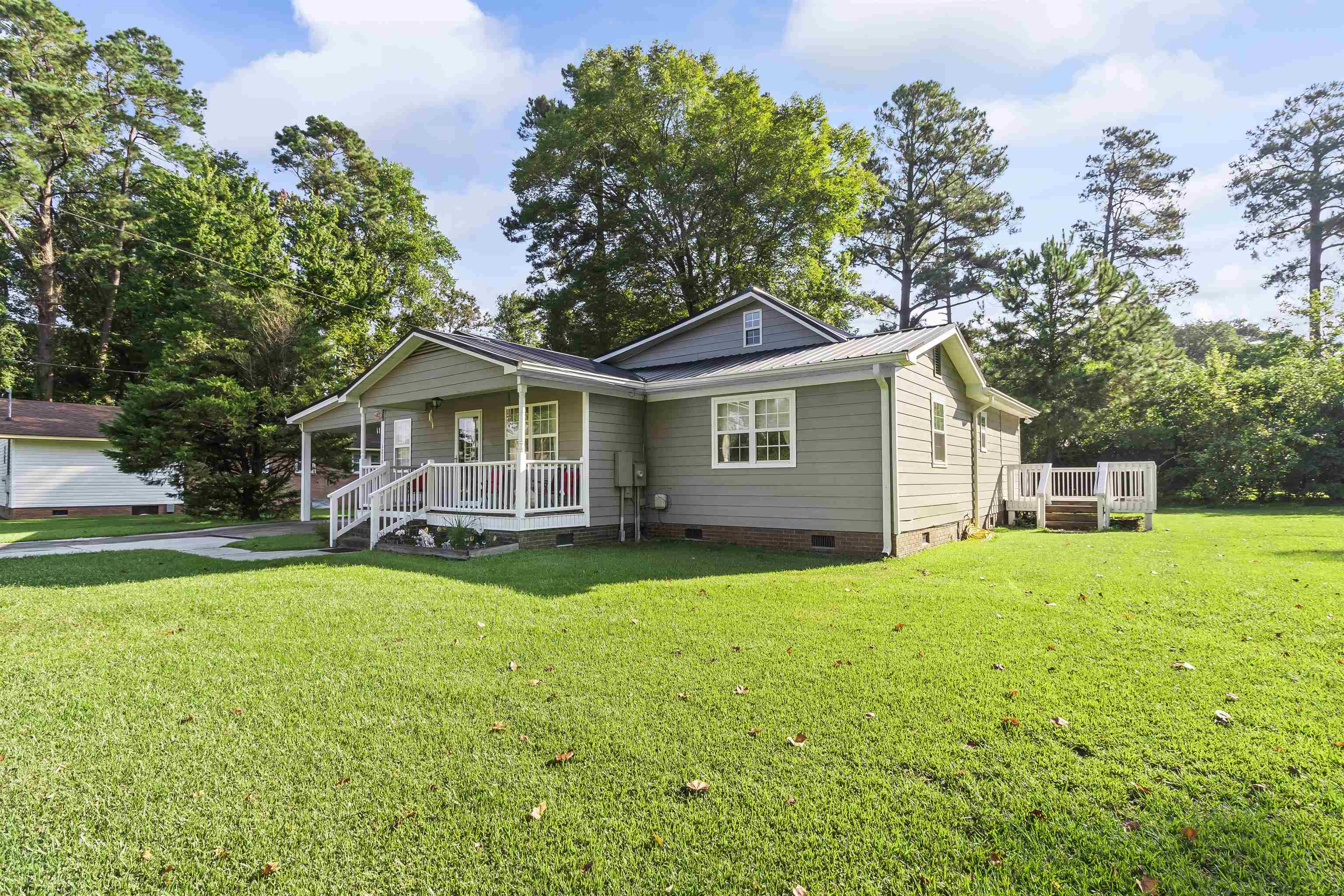 1210 John Street Mullins, SC 29574 - Photo 2 of 22