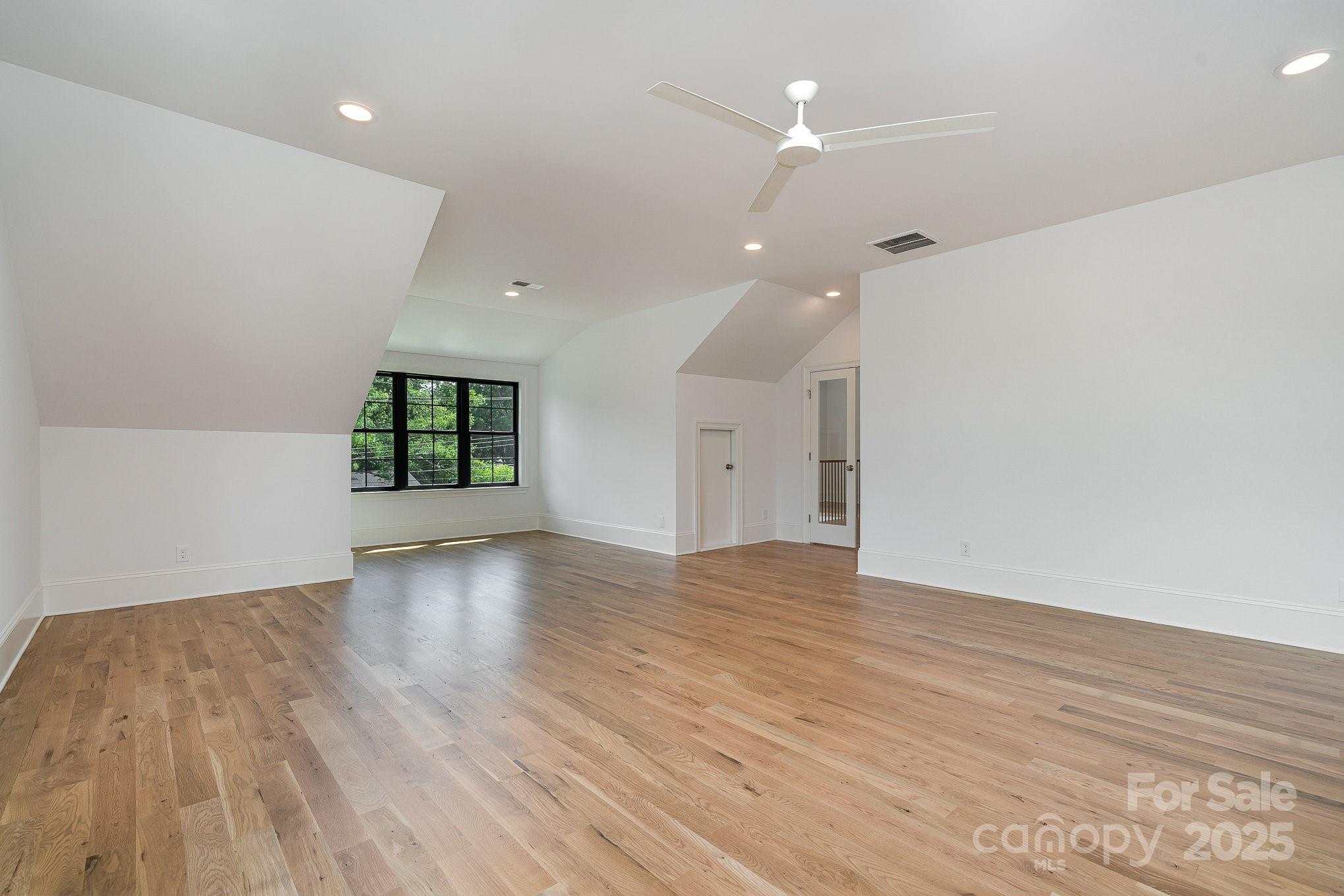 3814 Topsfield Road Charlotte, NC 28211 - Photo 26 of 38 Gallery Image 26