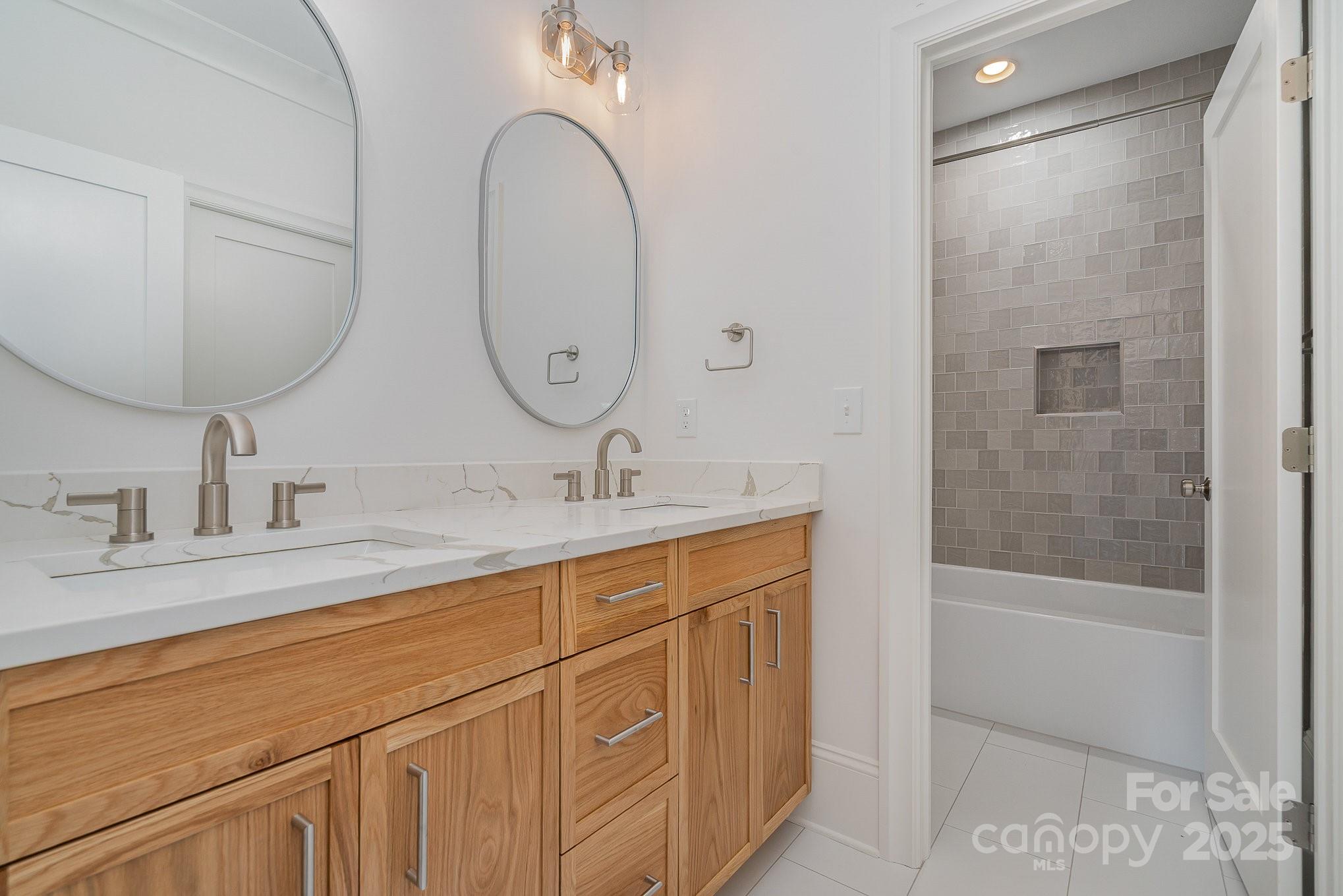 3814 Topsfield Road Charlotte, NC 28211 - Photo 35 of 38 Gallery Image 35