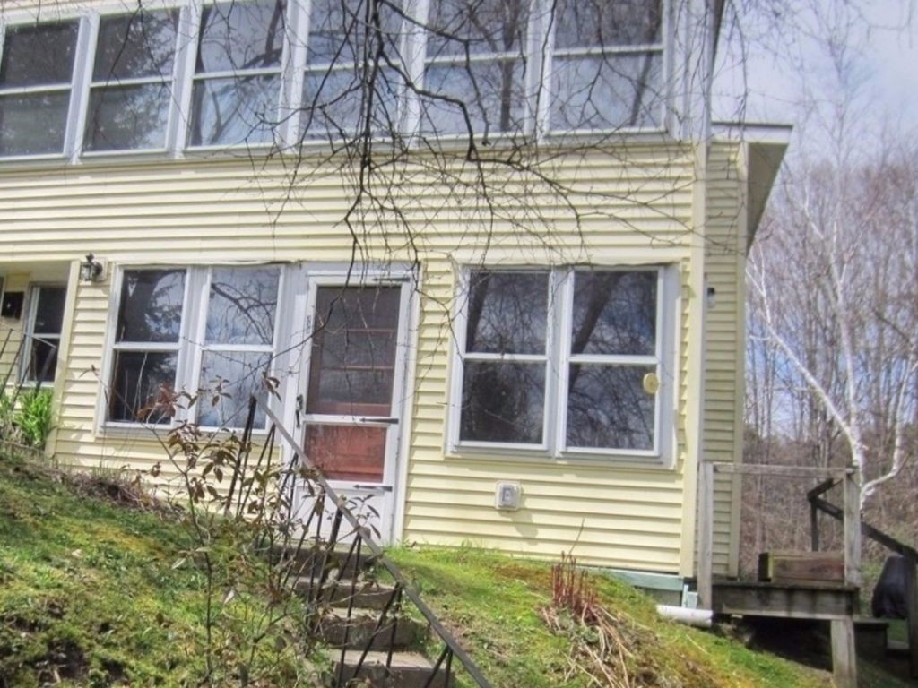 328 Hillview Road Richmond, VT 05477 - Photo 7 of 26 Gallery Image 7