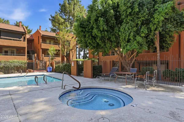 $3,000 | 4704 East Paradise Village Parkway North, Unit 228, Phoenix, AZ 85032