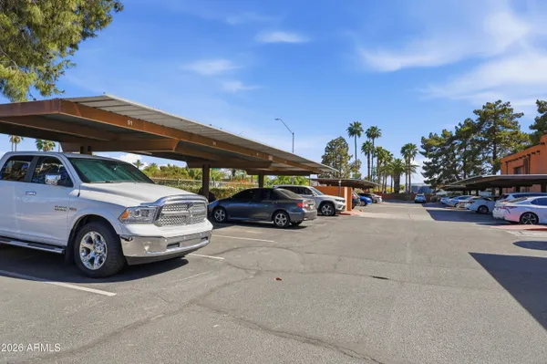 $3,000 | 4704 East Paradise Village Parkway North, Unit 228, Phoenix, AZ 85032