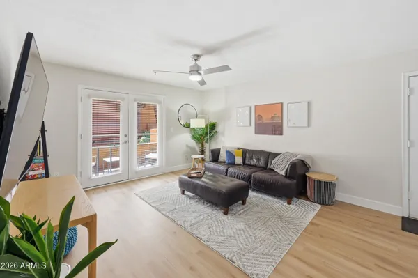 $3,000 | 4704 East Paradise Village Parkway North, Unit 228, Phoenix, AZ 85032