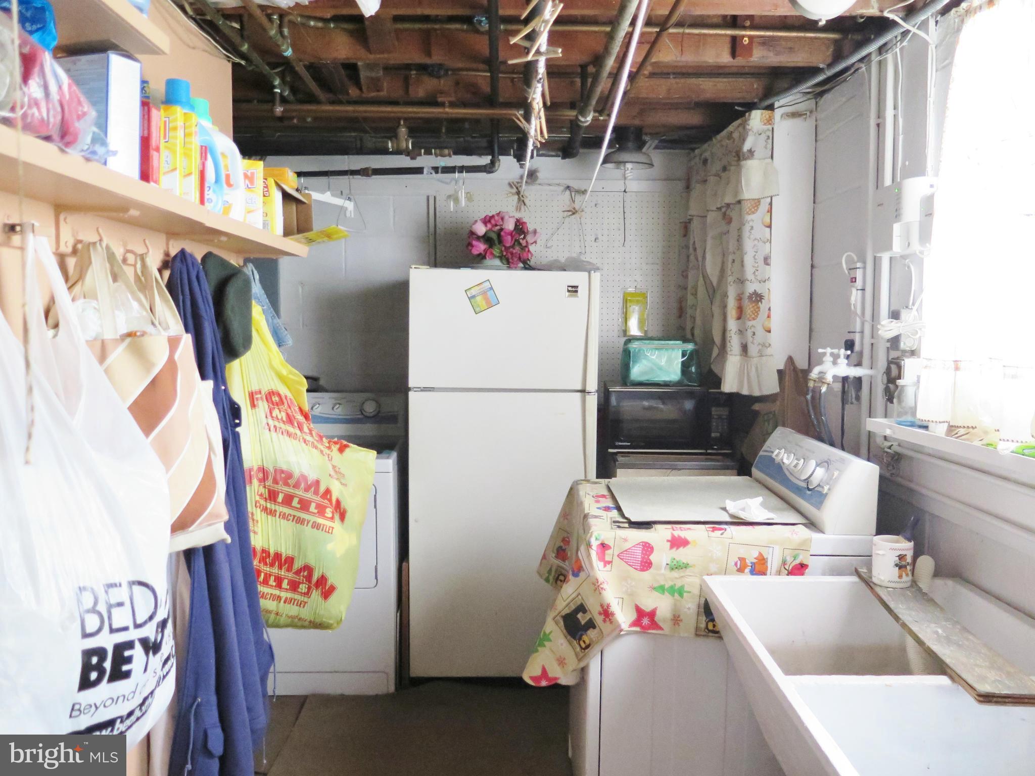 5232 Old Frederick Road Baltimore, MD 21229 - Photo 21 of 28 Laundry/Utilility