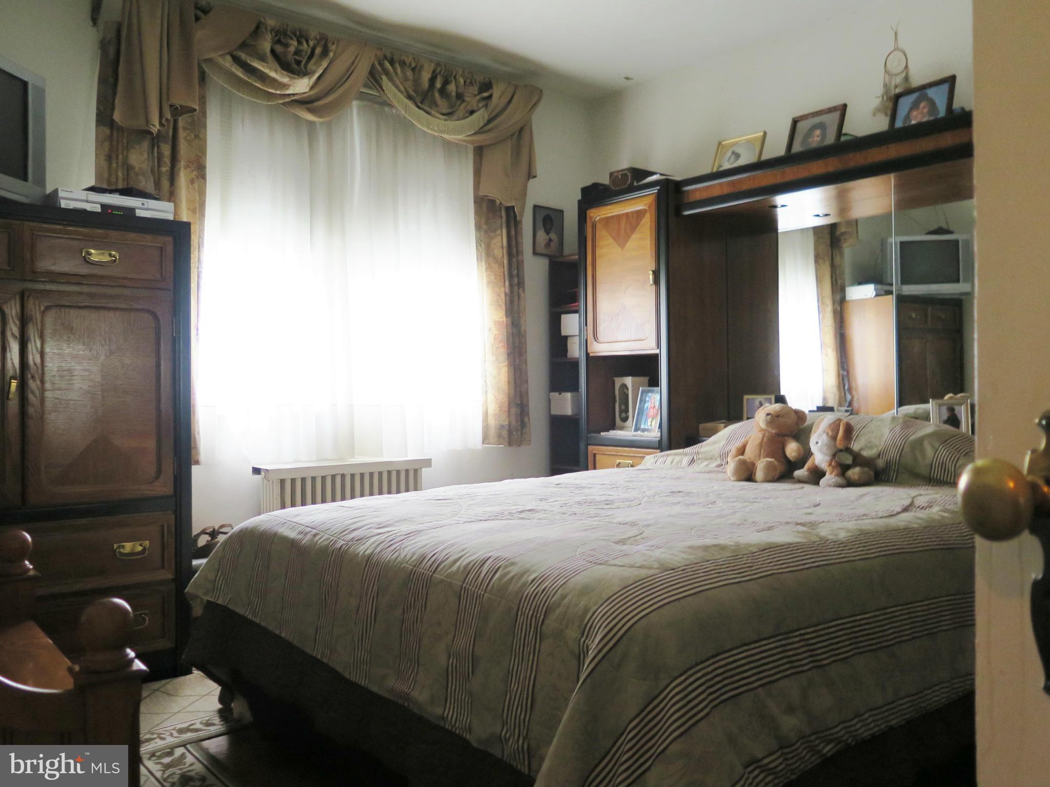 5232 Old Frederick Road Baltimore, MD 21229 - Photo 23 of 28 Bath (Master)