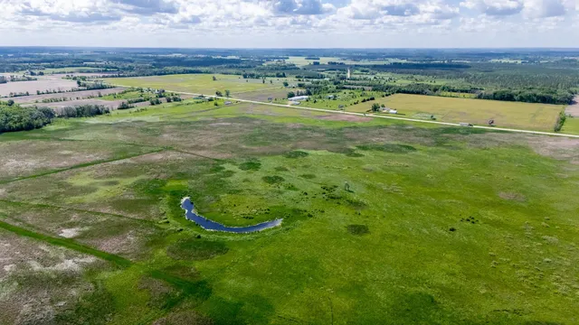 $175,000 | W2820 Highway 21, Berlin, WI 54923