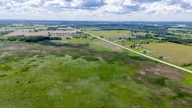 $175,000 | W2820 Highway 21, Berlin, WI 54923