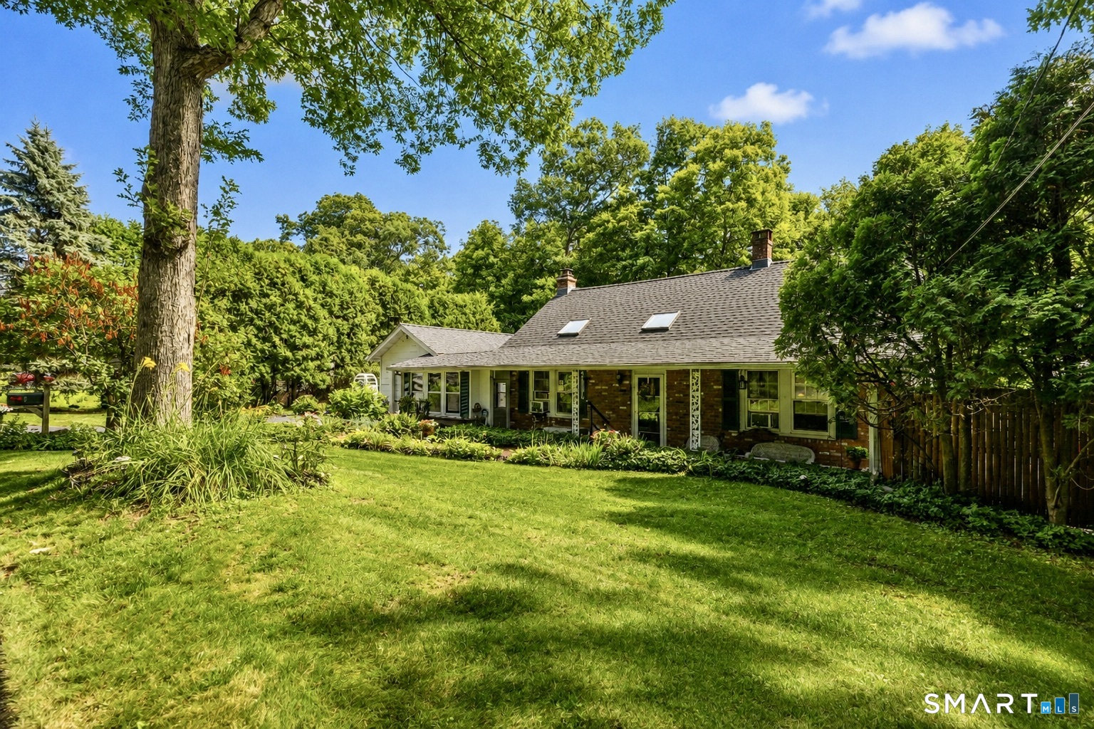 6 Sunrise Ridge Middlefield, CT 06481 - Photo 4 of 40 Gallery Image 4