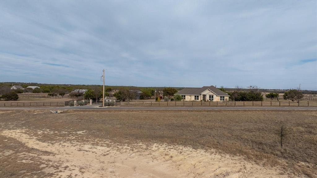 175 Private Road Stephenville, TX 76401 - Photo 9 of 25