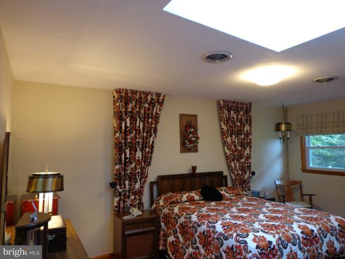 1660 Daisy Road Woodbine, MD 21797 - Photo 10 of 29 Bedroom (Master)