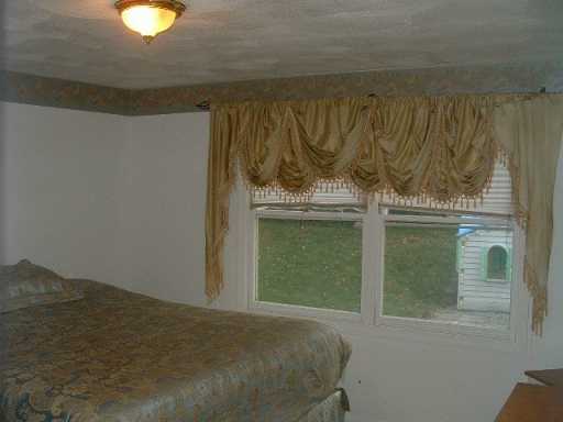 21 Glenham Road Cranston, RI 02921 - Photo 6 of 8 Other.