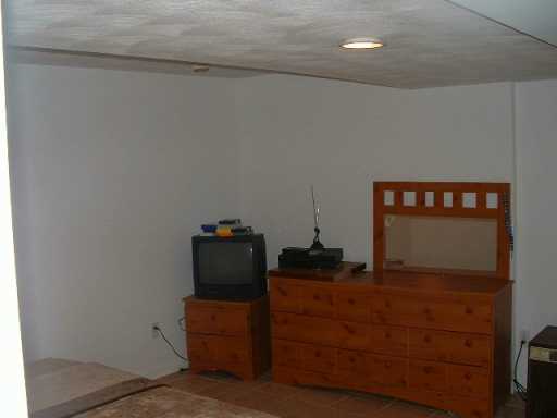 21 Glenham Road Cranston, RI 02921 - Photo 7 of 8 Other.