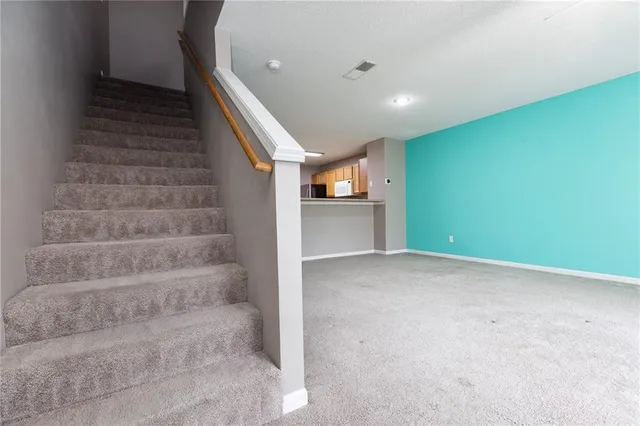 $207,000 | 5436 North Fairmount Avenue, Kansas City, MO 64118