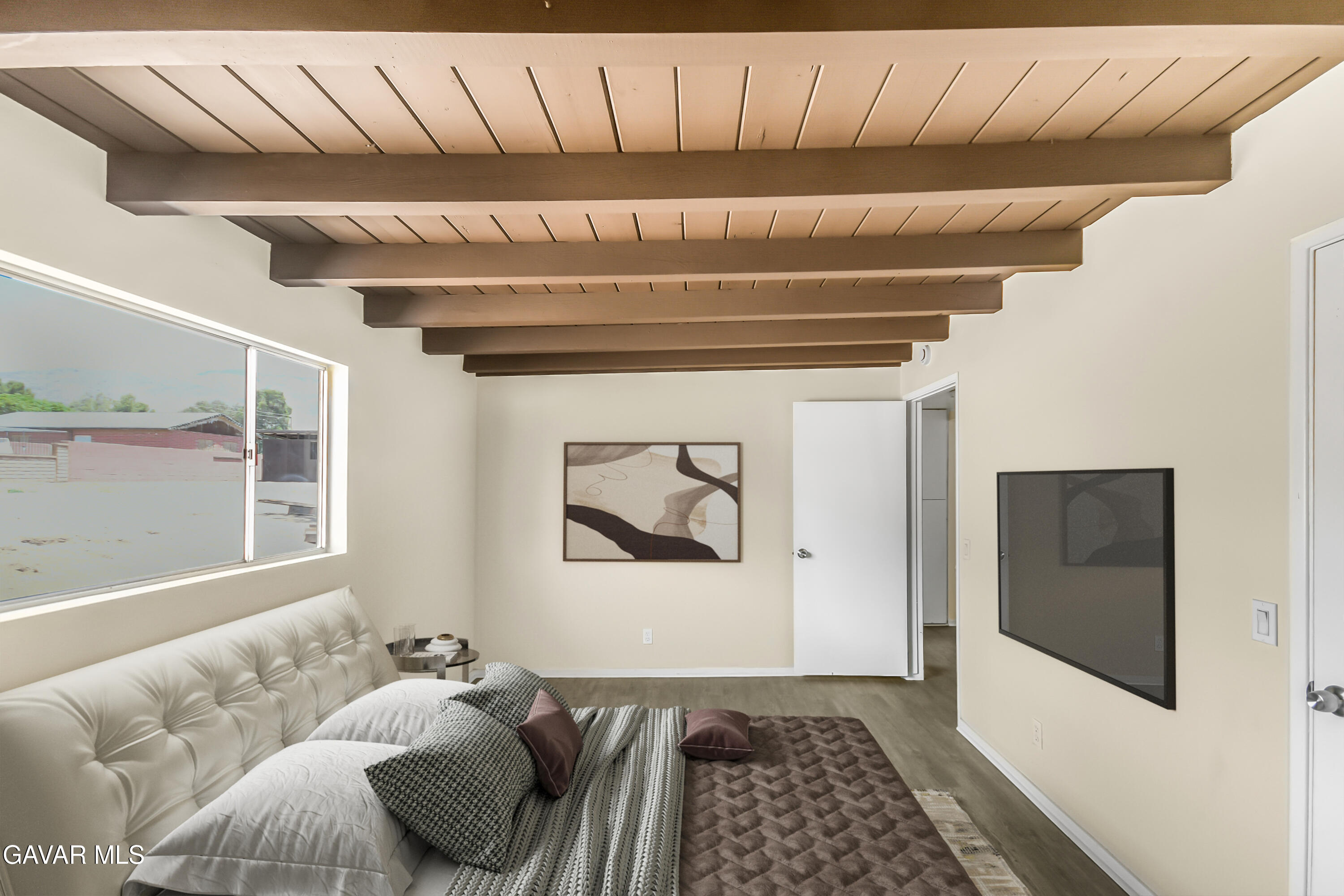 35339 Anthony Road Agua Dulce, CA 91390 - Photo 11 of 20 a bedroom with a bed and a window