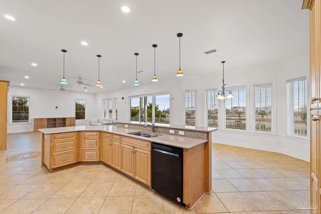 $890,000 | 906 Panferio Drive, Pensacola Beach, FL 32561